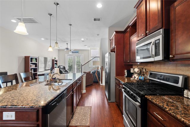 2818 Polk Street, Houston, TX 77003