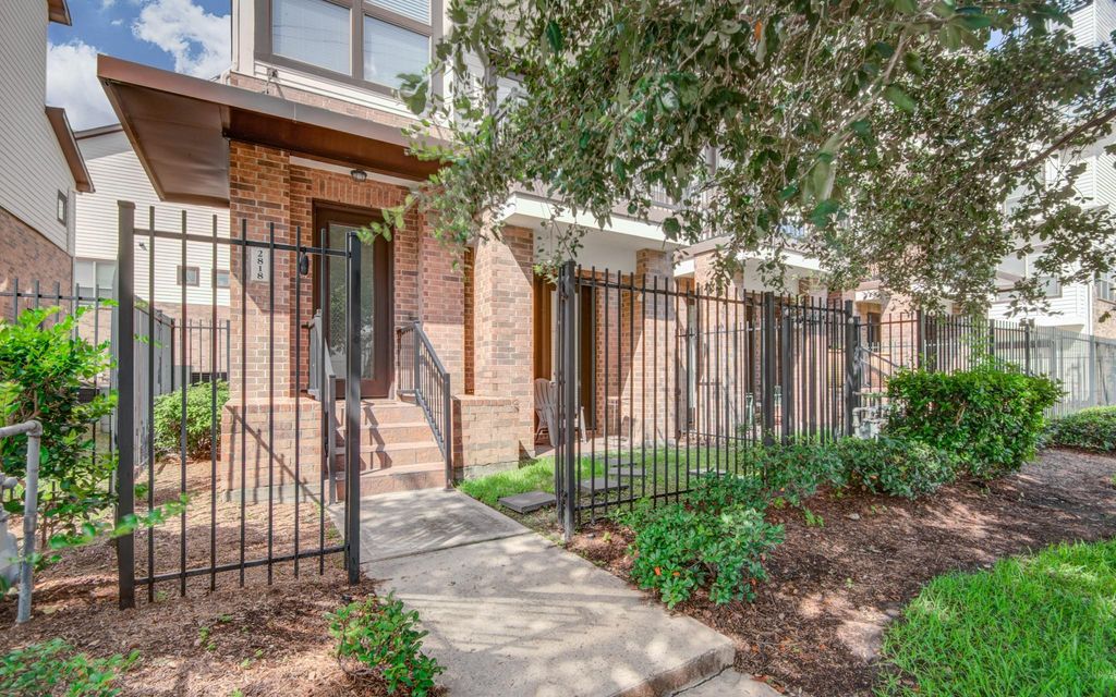 2818 Polk Street, Houston, TX 77003