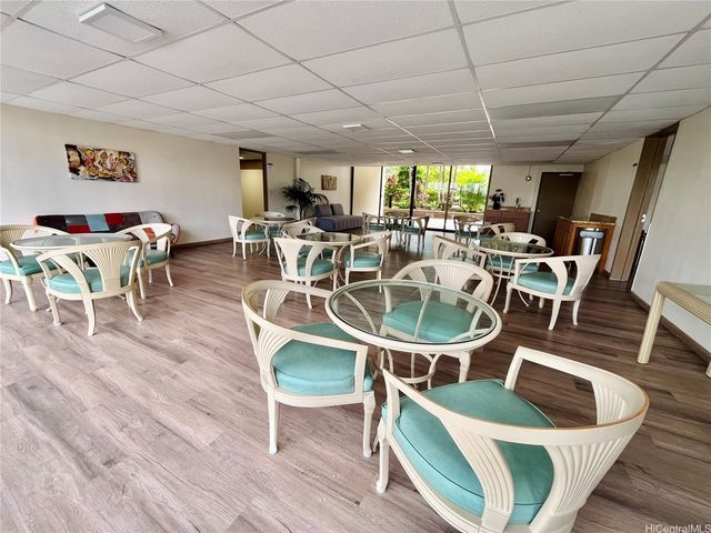 411 Hobron Lane 3407, Honolulu, HI 96815