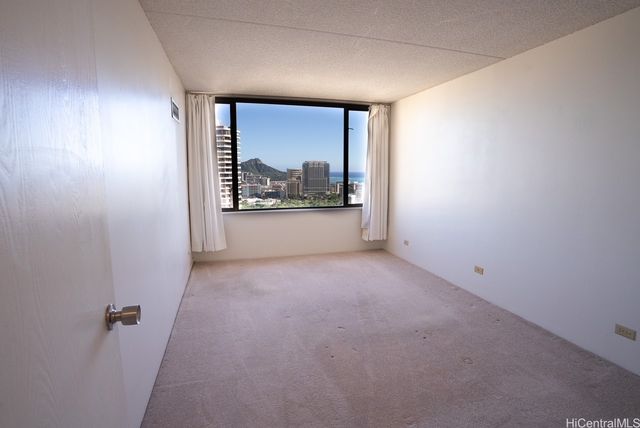 411 Hobron Lane 3407, Honolulu, HI 96815