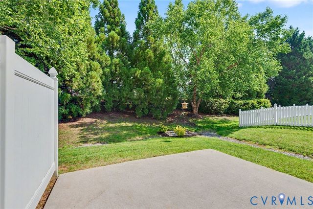 3800 Haylors Beach Way, Glen Allen, VA 23060