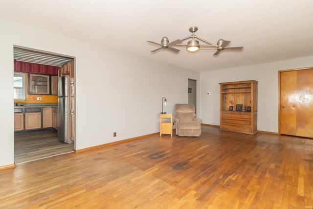2208 E Siretta Lane, Muncie, IN 47303