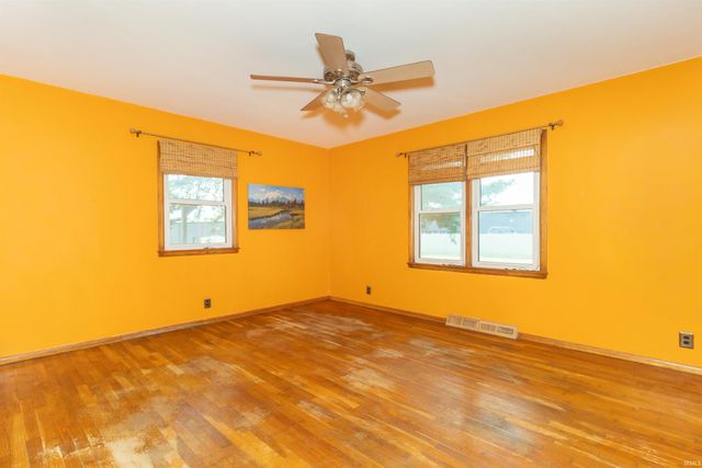 2208 E Siretta Lane, Muncie, IN 47303