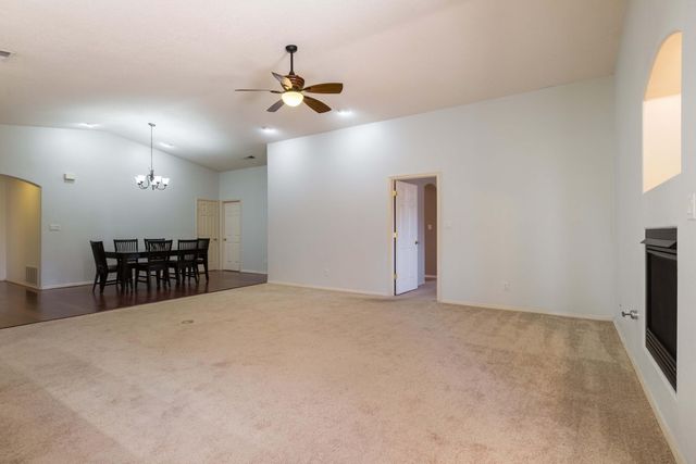 7608 Brianne Avenue NW, Albuquerque, NM 87114