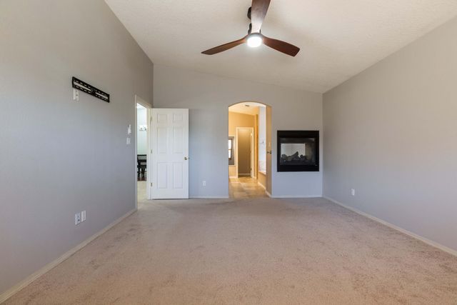 7608 Brianne Avenue NW, Albuquerque, NM 87114