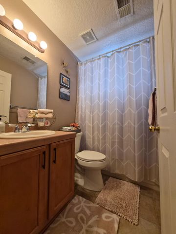 7608 Brianne Avenue NW, Albuquerque, NM 87114