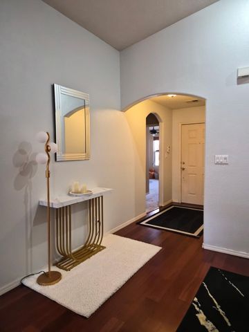 7608 Brianne Avenue NW, Albuquerque, NM 87114