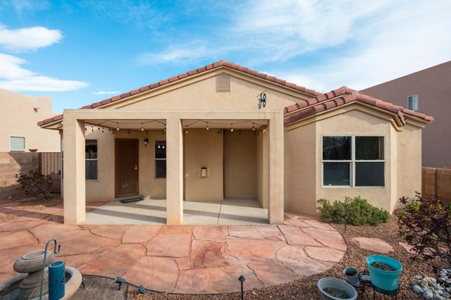 7608 Brianne Avenue NW, Albuquerque, NM 87114