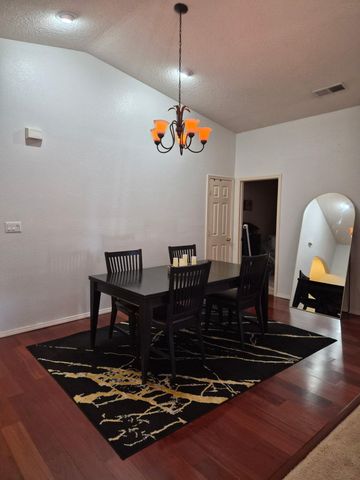 7608 Brianne Avenue NW, Albuquerque, NM 87114