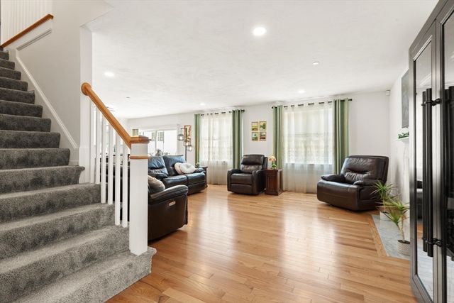 45 Douglas St, Weymouth, MA 02190