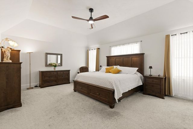45 Douglas St, Weymouth, MA 02190