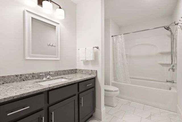 45 Douglas St, Weymouth, MA 02190