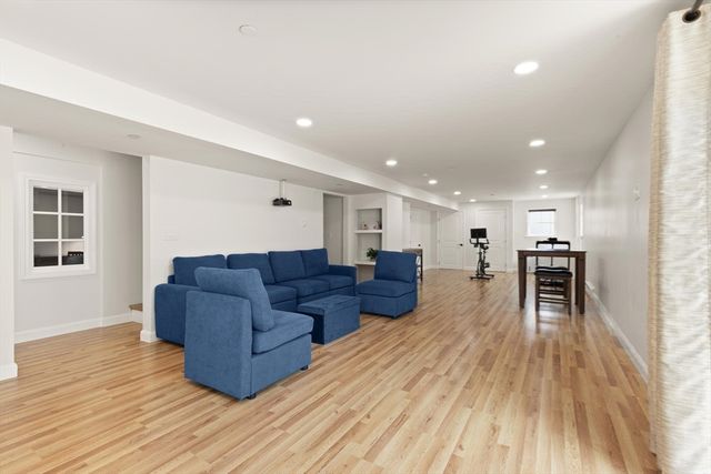 45 Douglas St, Weymouth, MA 02190