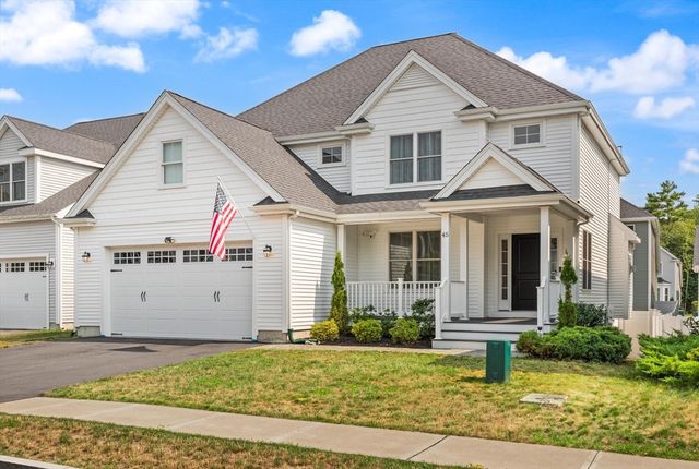 45 Douglas St, Weymouth, MA 02190
