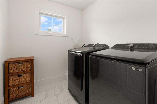 45 Douglas St, Weymouth, MA 02190