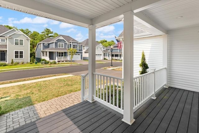 45 Douglas St, Weymouth, MA 02190