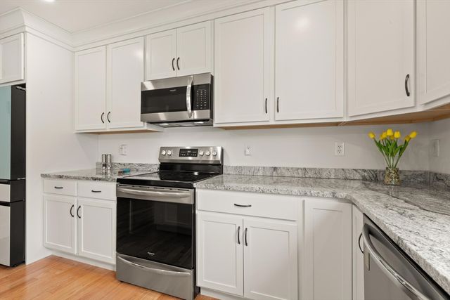 45 Douglas St, Weymouth, MA 02190