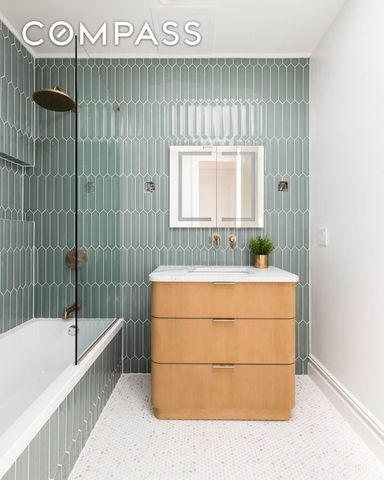 521 Monroe Street, New York City, NY 11221