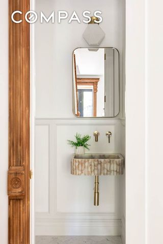 521 Monroe Street, New York City, NY 11221