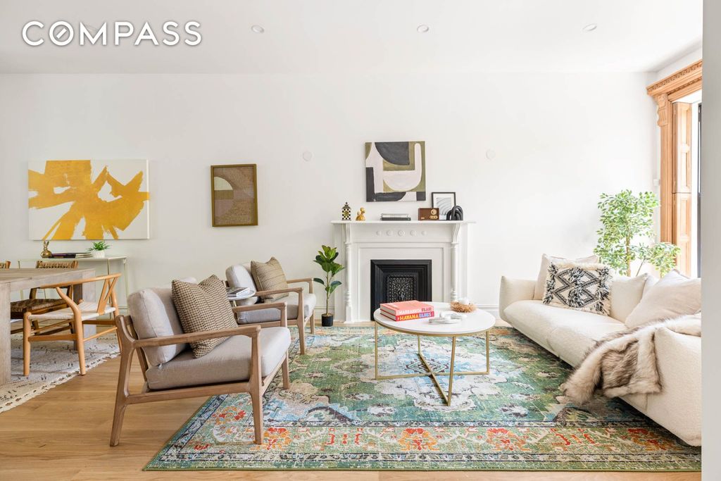 521 Monroe Street, New York City, NY 11221