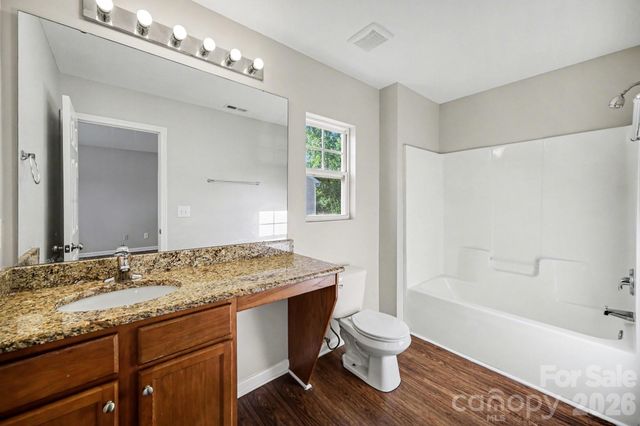 2021 Sonoma Valley Drive, Charlotte, NC 28214