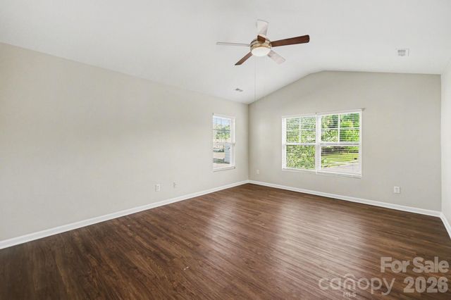 2021 Sonoma Valley Drive, Charlotte, NC 28214