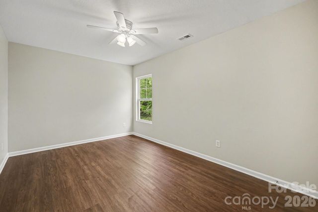 2021 Sonoma Valley Drive, Charlotte, NC 28214