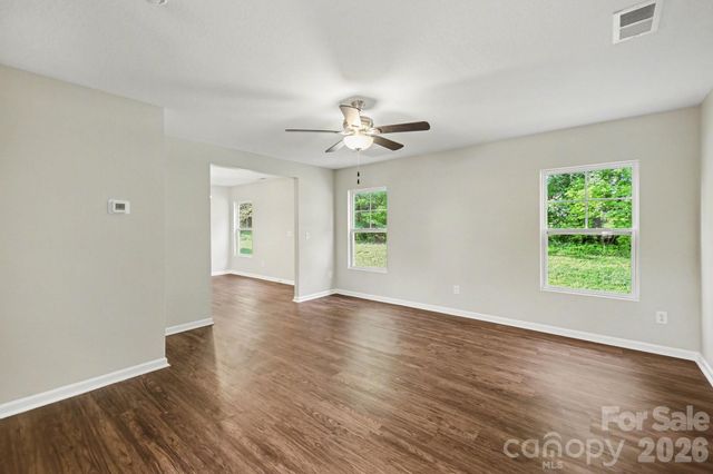 2021 Sonoma Valley Drive, Charlotte, NC 28214