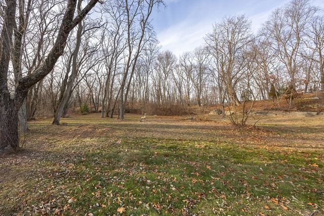 1123 County St, Attleboro, MA 02703