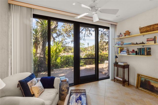 1633 BOATHOUSE CIRCLE 131, Sarasota, FL 34231