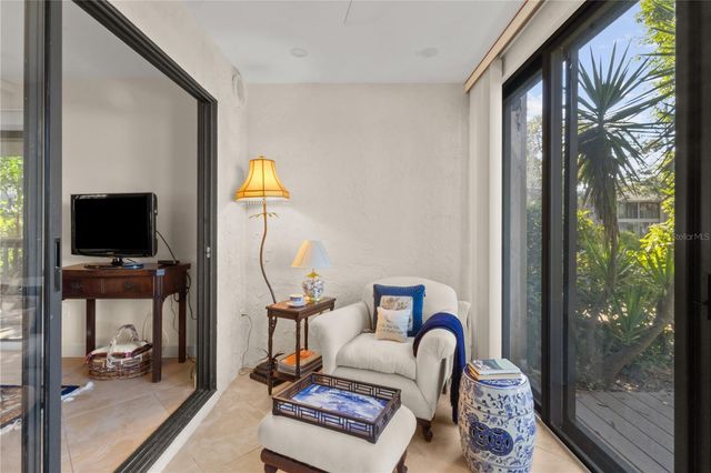 1633 BOATHOUSE CIRCLE 131, Sarasota, FL 34231