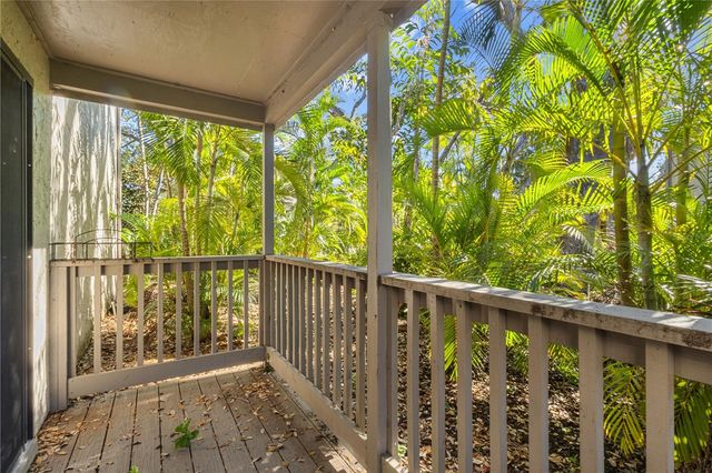 1633 BOATHOUSE CIRCLE 131, Sarasota, FL 34231