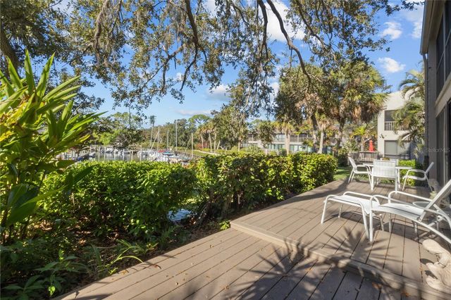 1633 BOATHOUSE CIRCLE 131, Sarasota, FL 34231