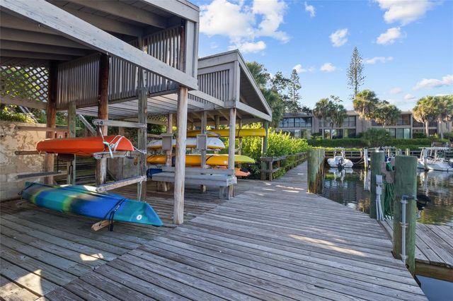 1633 BOATHOUSE CIRCLE 131, Sarasota, FL 34231