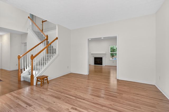 2097 Allegheny Way, Lexington, KY 40513