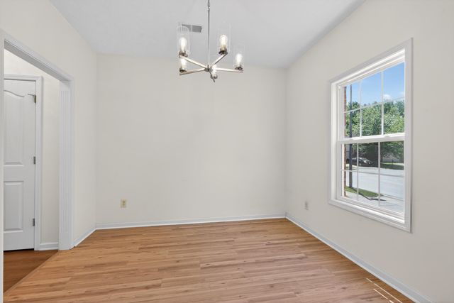 2097 Allegheny Way, Lexington, KY 40513