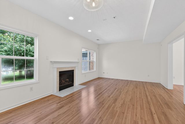 2097 Allegheny Way, Lexington, KY 40513
