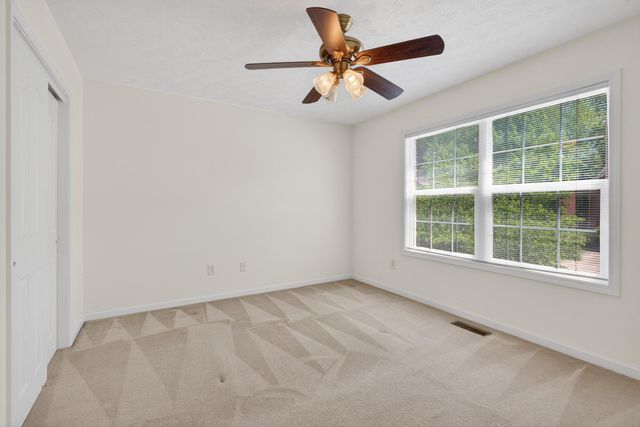2097 Allegheny Way, Lexington, KY 40513