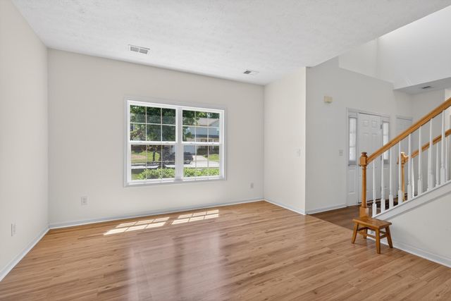 2097 Allegheny Way, Lexington, KY 40513