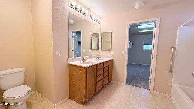 13183 N Tanner Robert, Oro Valley, AZ 85755