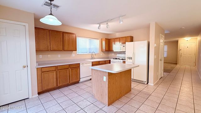 13183 N Tanner Robert, Oro Valley, AZ 85755