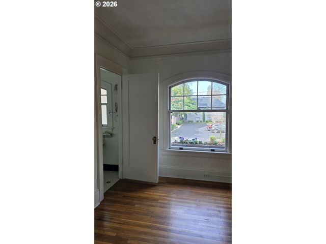 118 Nw KING Ave 3, Portland, OR 97210