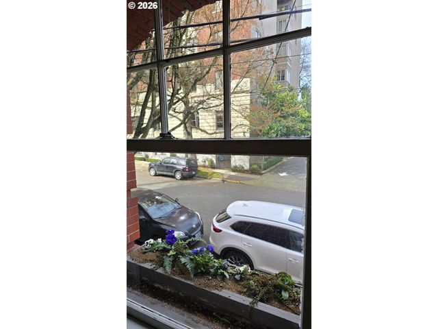 118 Nw KING Ave 3, Portland, OR 97210