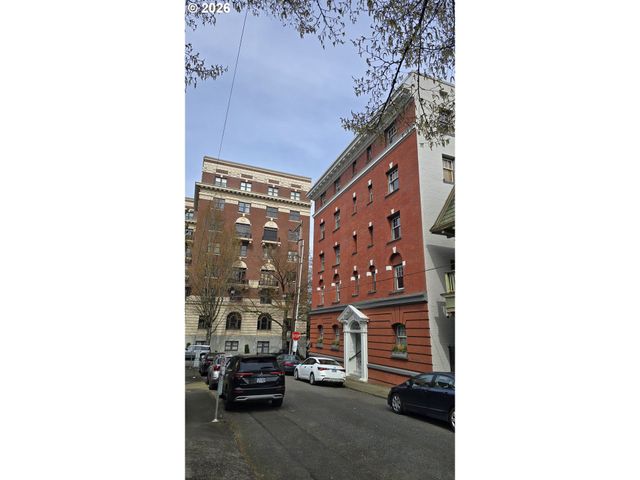 118 Nw KING Ave 3, Portland, OR 97210