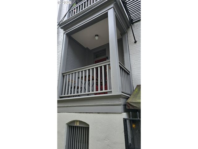 118 Nw KING Ave 3, Portland, OR 97210