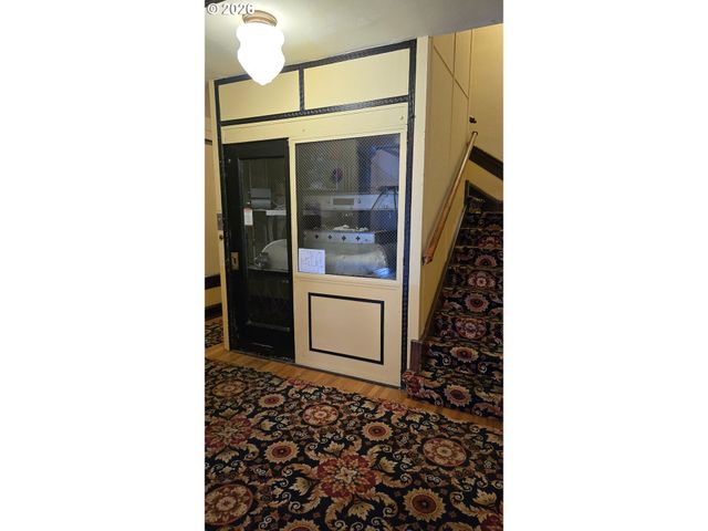 118 Nw KING Ave 3, Portland, OR 97210