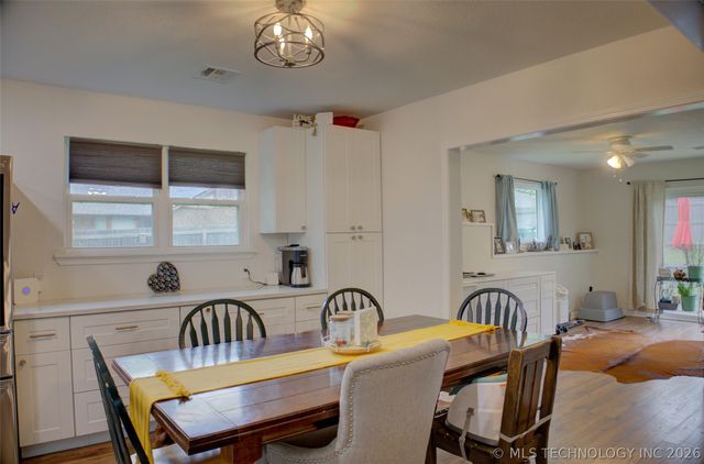 211 W 114th Court S, Jenks, OK 74037