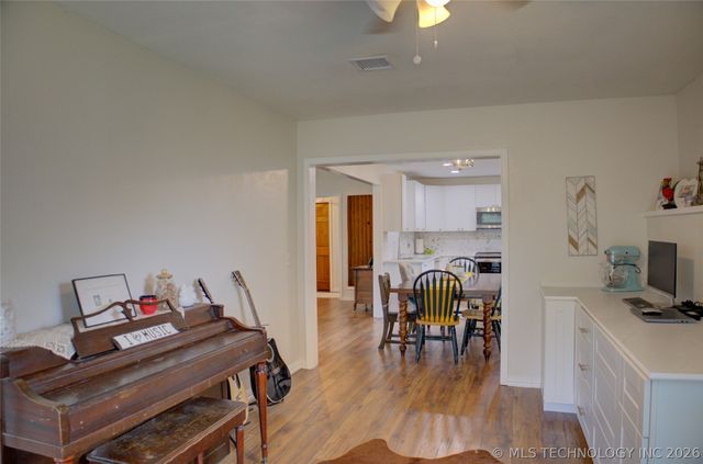 211 W 114th Court S, Jenks, OK 74037