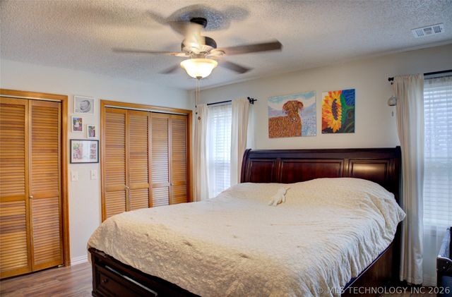 211 W 114th Court S, Jenks, OK 74037