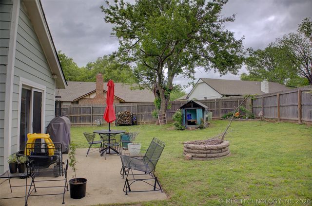 211 W 114th Court S, Jenks, OK 74037